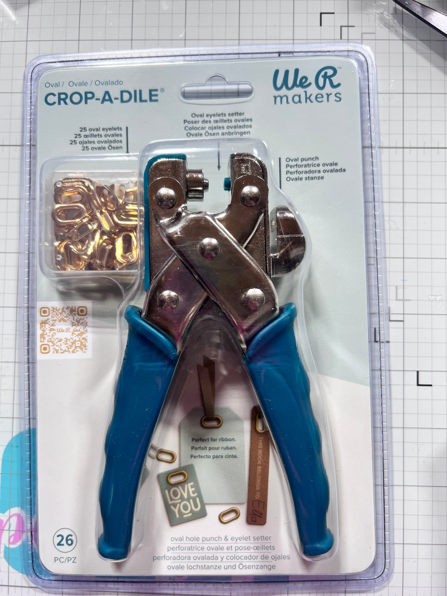 Oval Hole Punch & Eyelet Setter. We R Makers